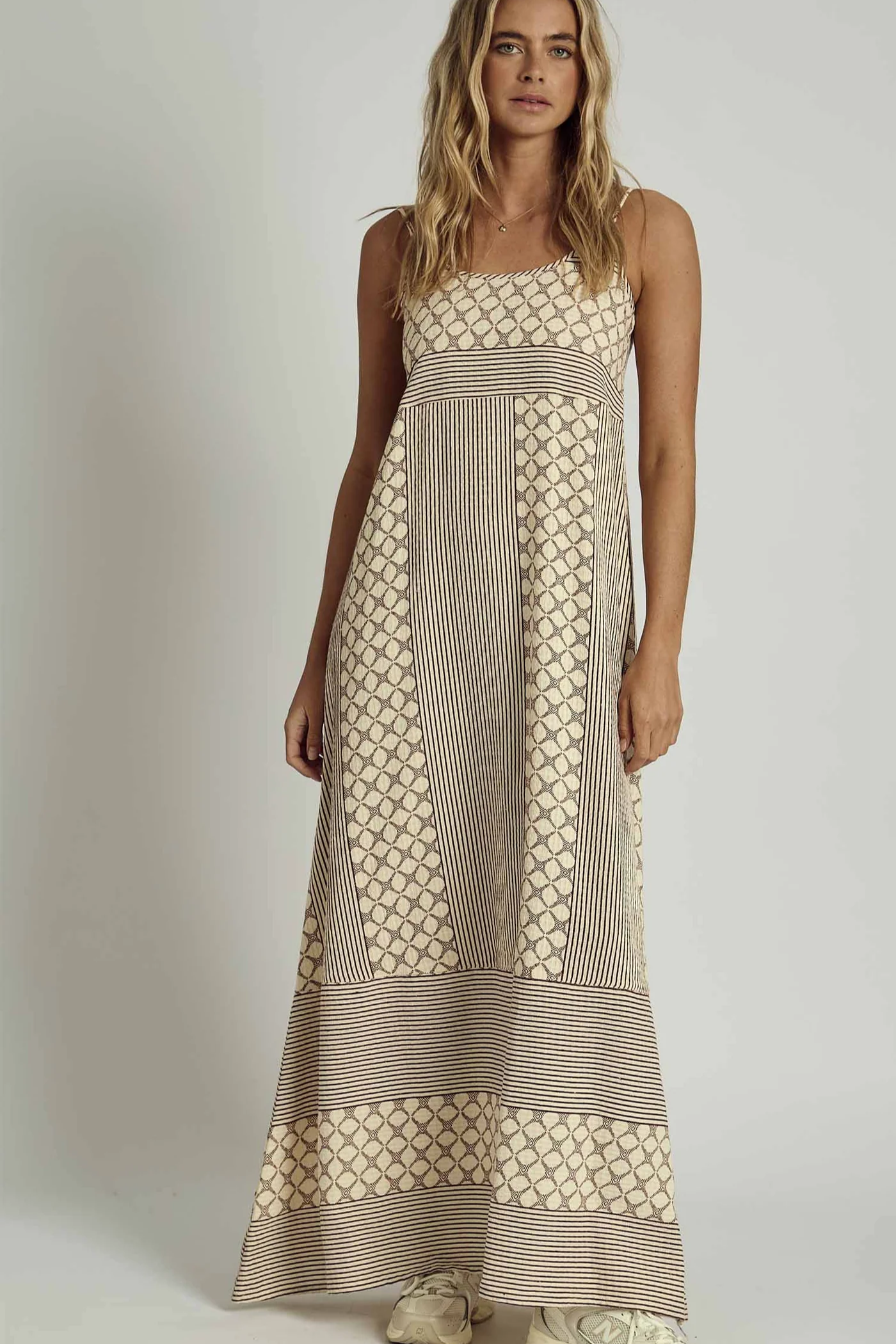 Kinsley Contrast Maxi Dress
