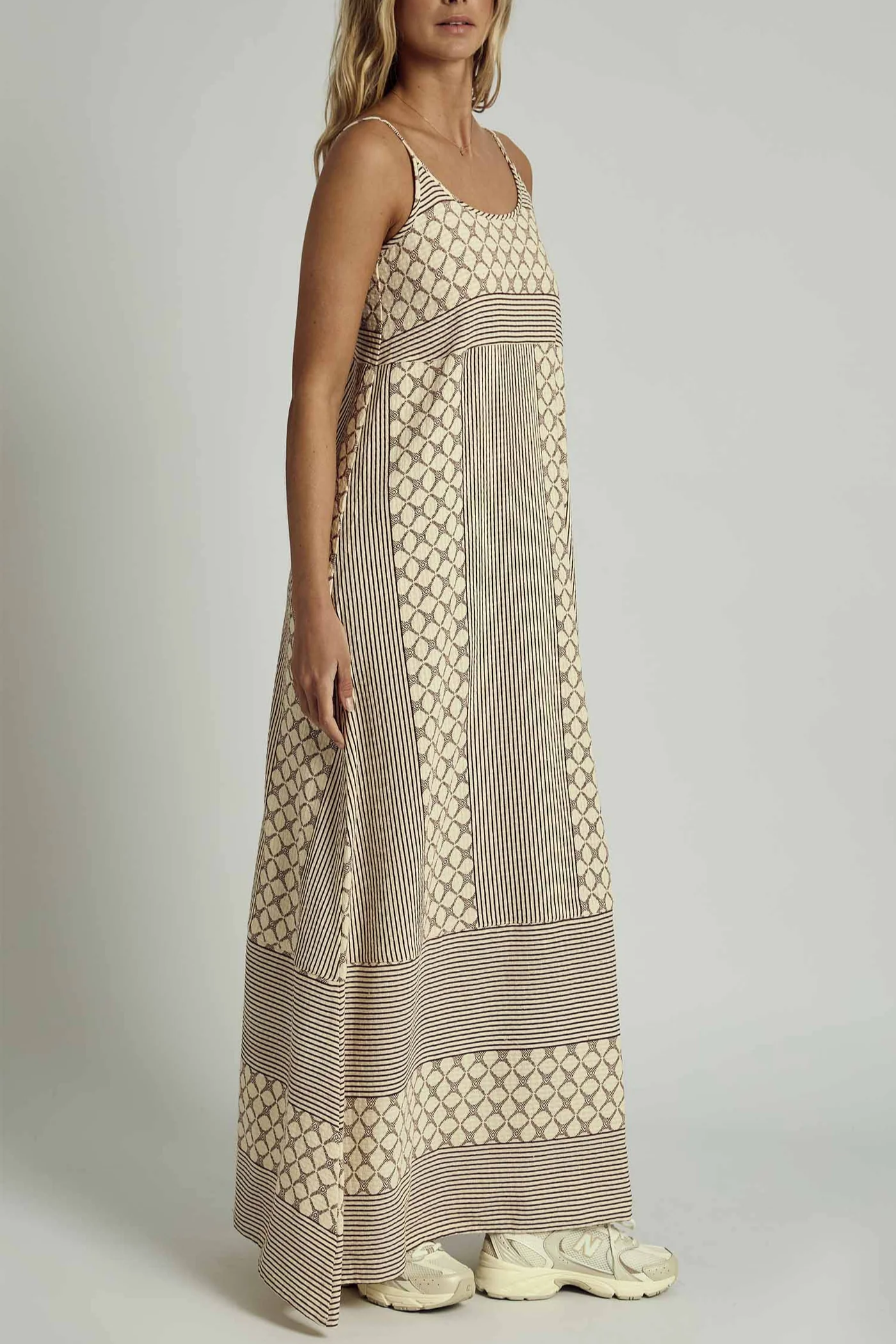 Kinsley Contrast Maxi Dress