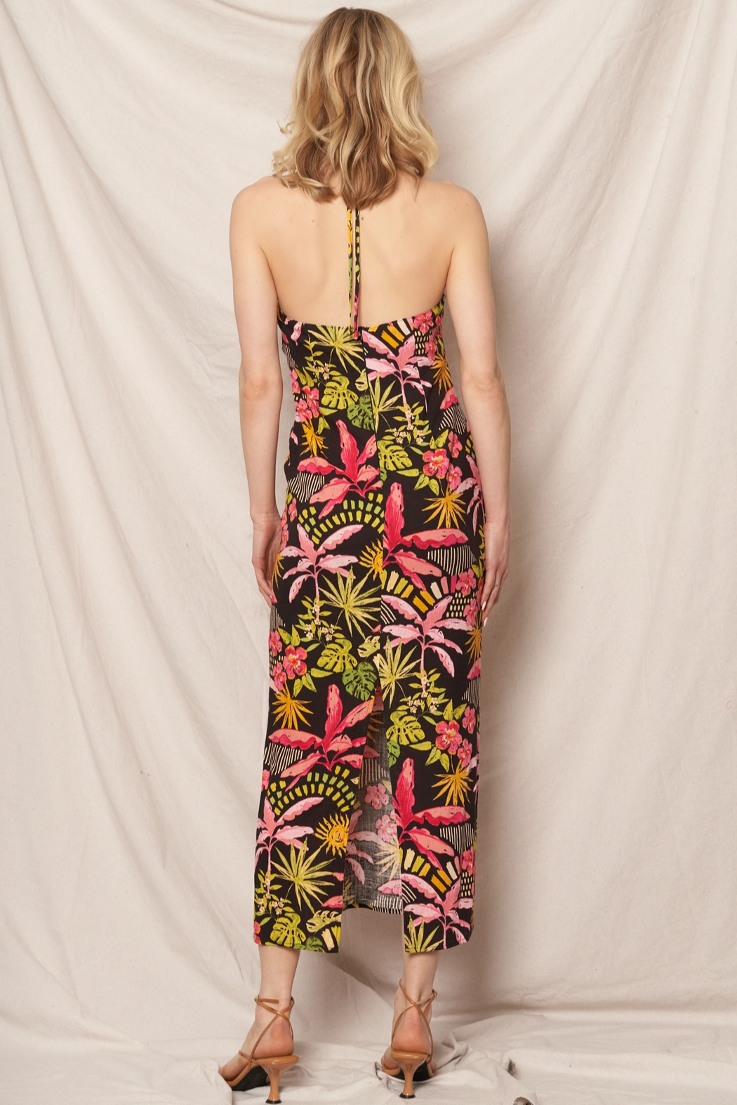 Tropical Halter Maxi Dress doubledutchboutique Tropical Halter Maxi Dress doubledutchboutique
