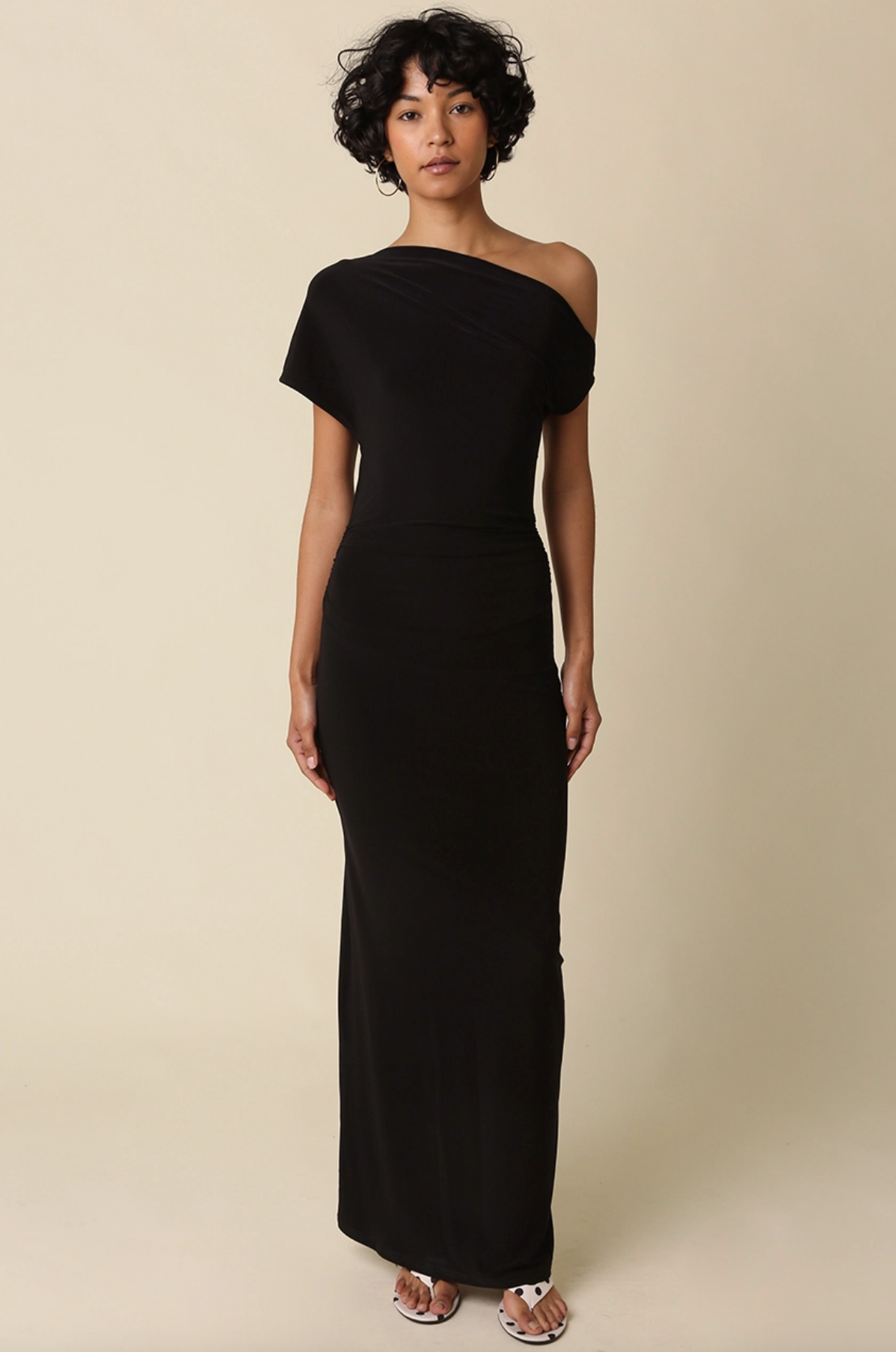 Noir One Shoulder Maxi